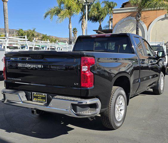 new 2025 Chevrolet Silverado 1500 car, priced at $44,633