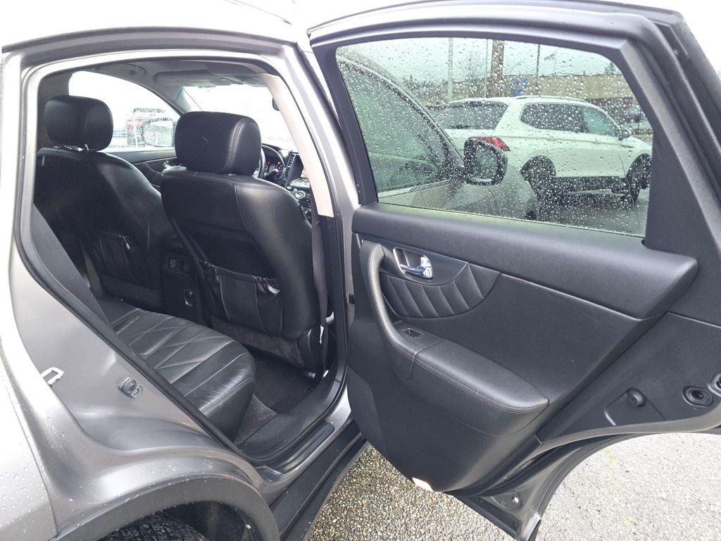 used 2009 INFINITI FX35 car, priced at $6,500