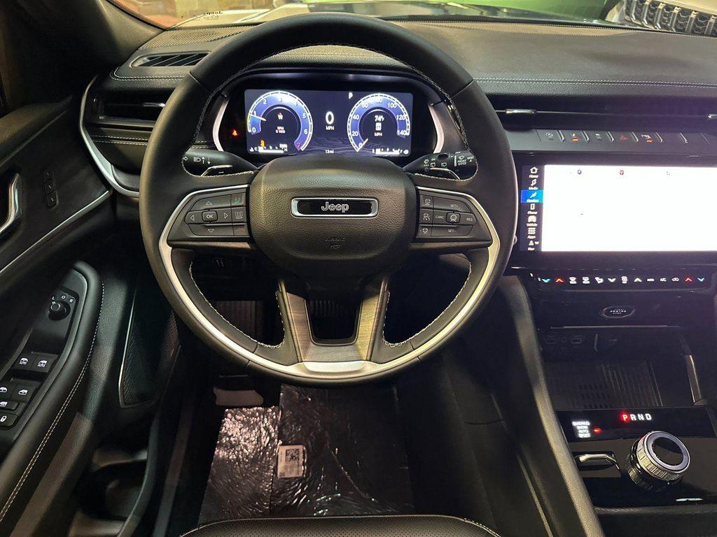 new 2026 Jeep Grand Cherokee car, priced at $46,860