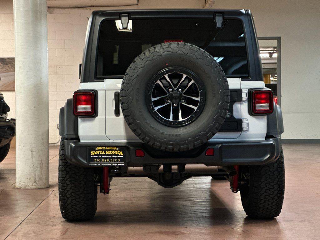 new 2026 Jeep Wrangler car, priced at $52,354
