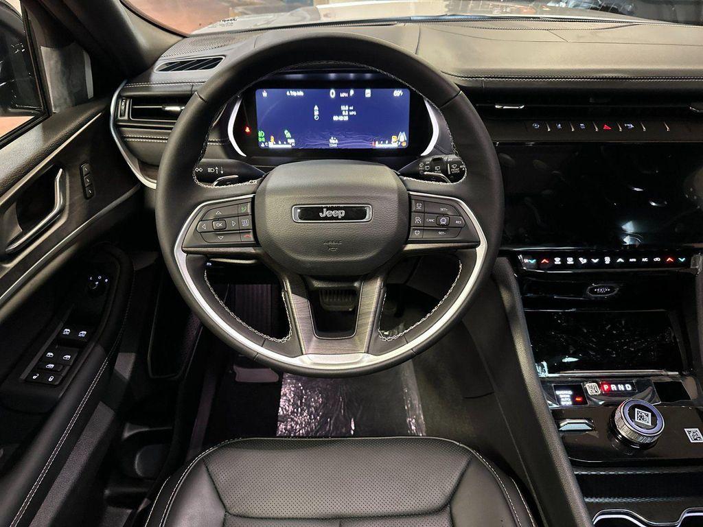 new 2026 Jeep Grand Cherokee car, priced at $53,655