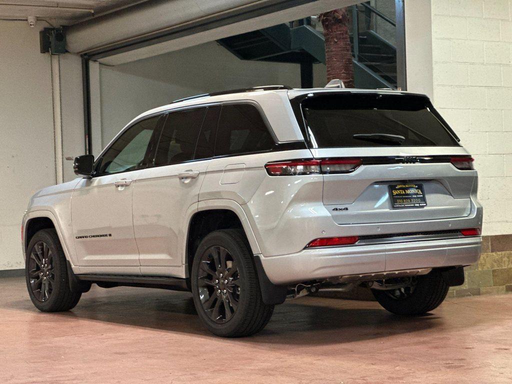 new 2026 Jeep Grand Cherokee car, priced at $53,655