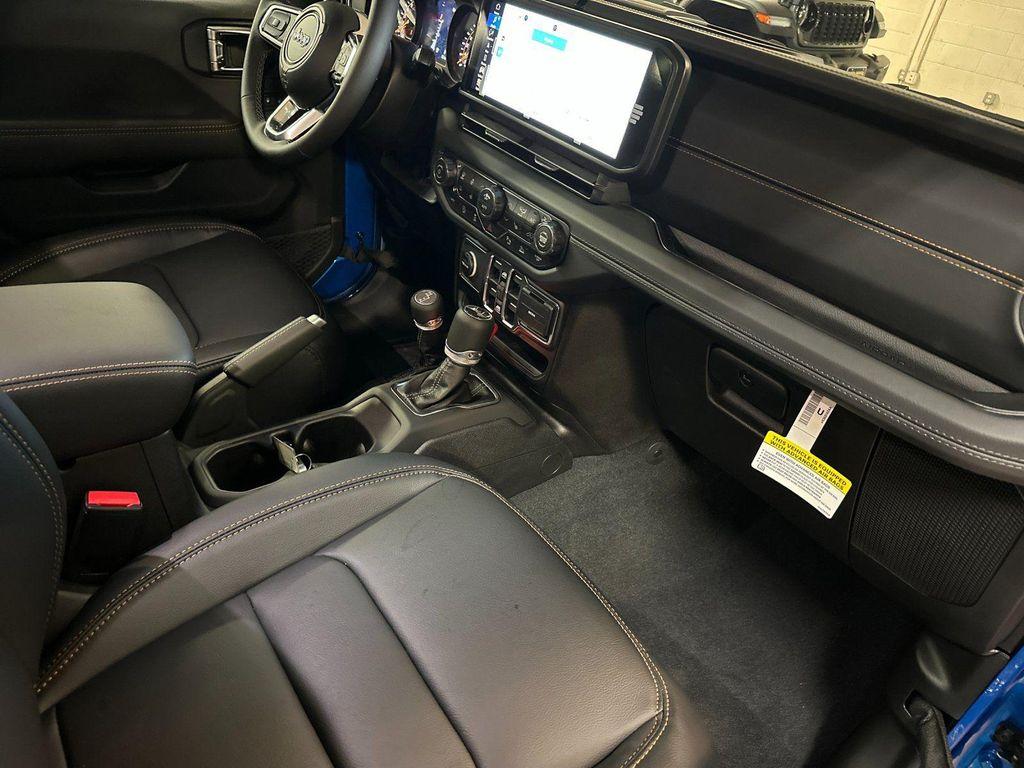 new 2026 Jeep Wrangler car, priced at $53,806