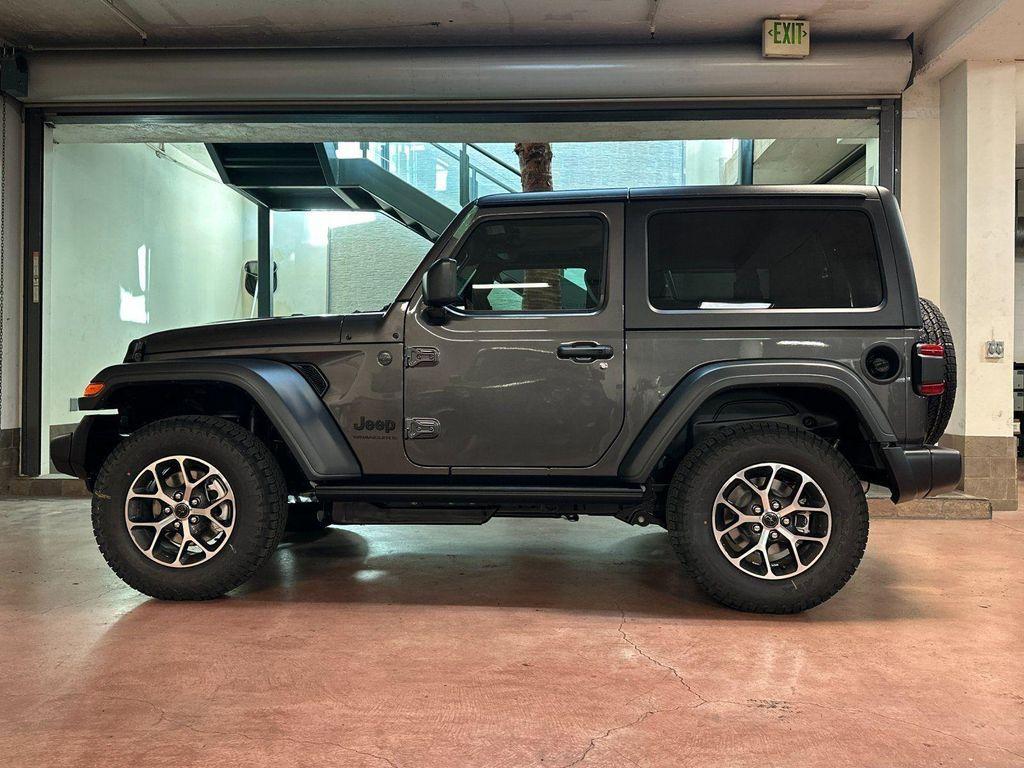 new 2026 Jeep Wrangler car, priced at $48,185