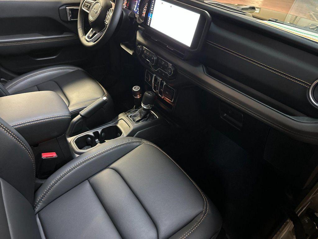 new 2026 Jeep Wrangler car, priced at $54,454