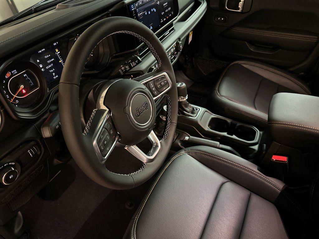 new 2025 Jeep Wrangler car, priced at $61,705