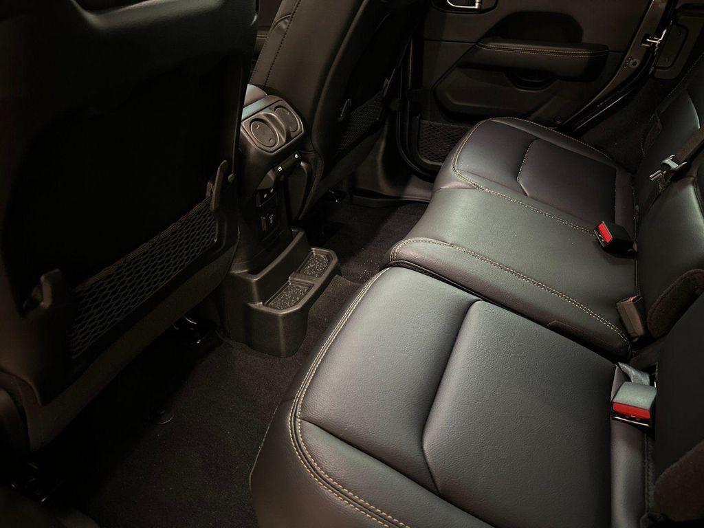 new 2025 Jeep Wrangler car, priced at $61,705