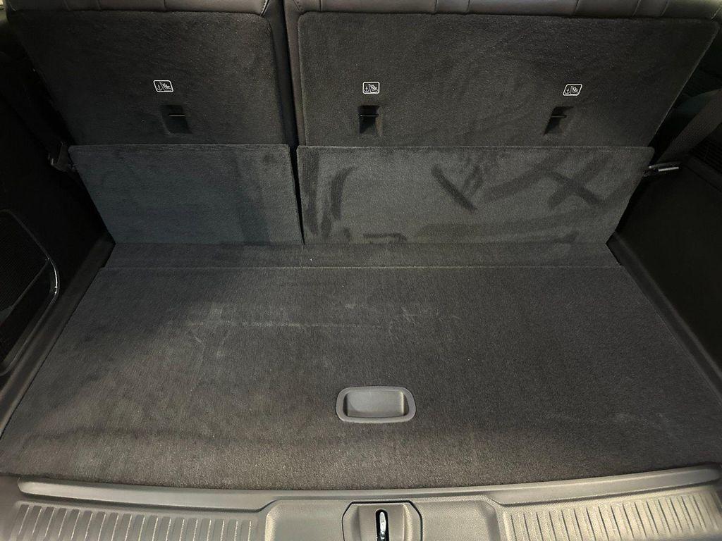 new 2026 Jeep Grand Wagoneer car, priced at $77,930