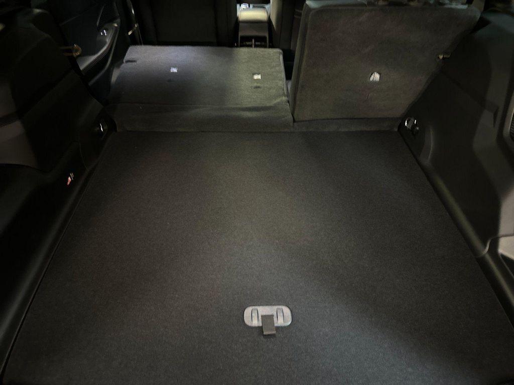 new 2026 Jeep Cherokee car, priced at $44,310