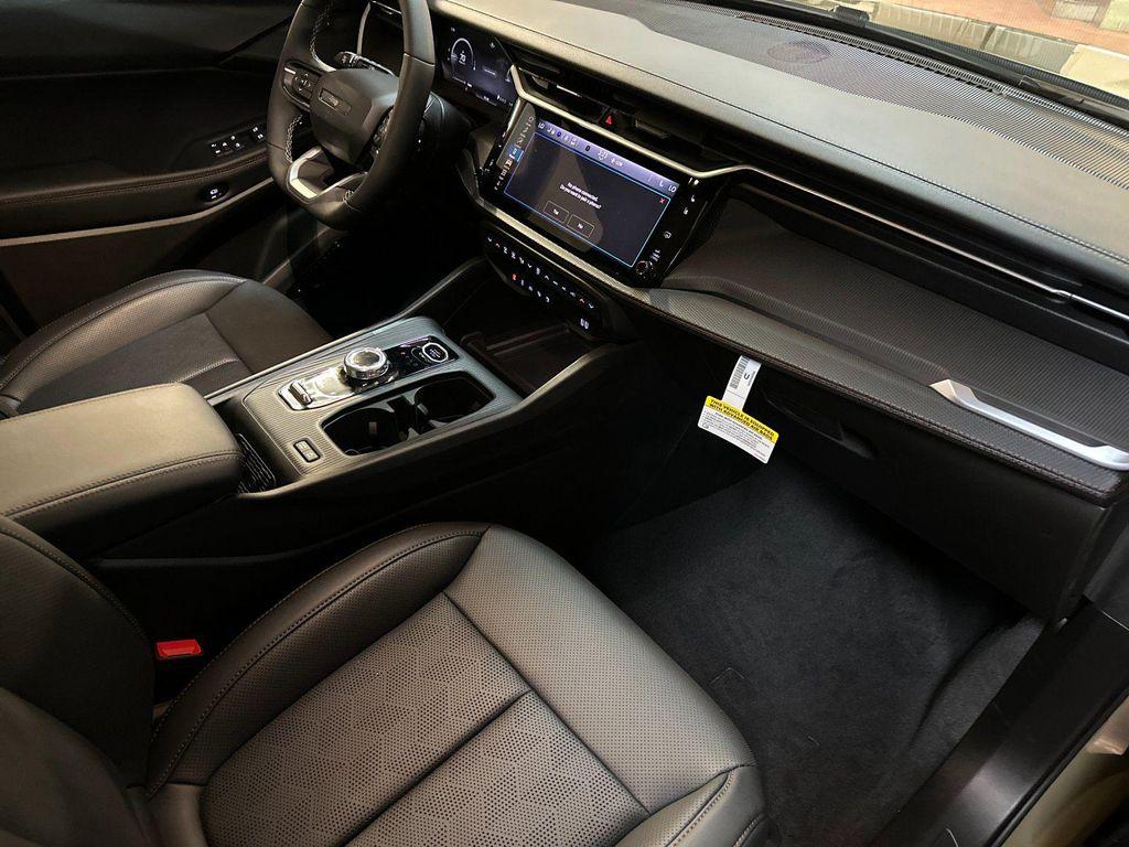 new 2026 Jeep Cherokee car, priced at $44,310