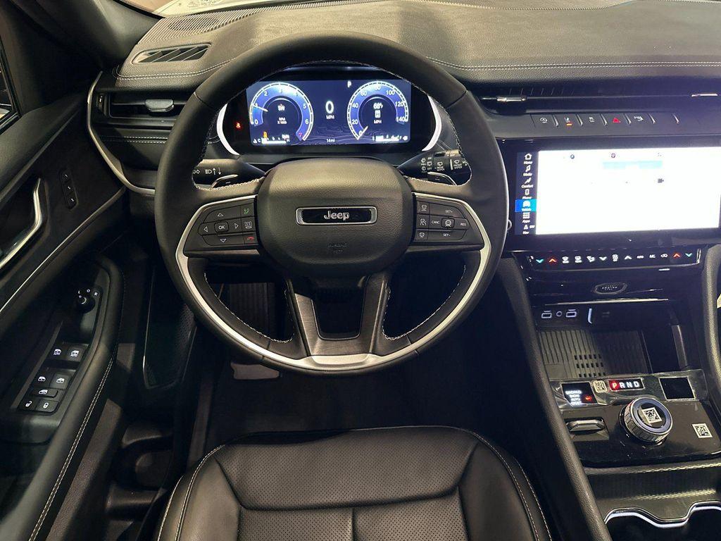 new 2026 Jeep Grand Cherokee car, priced at $45,710