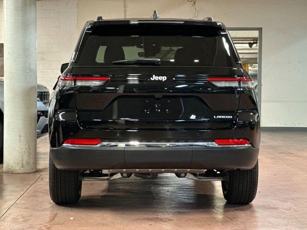 new 2026 Jeep Grand Cherokee car, priced at $36,730