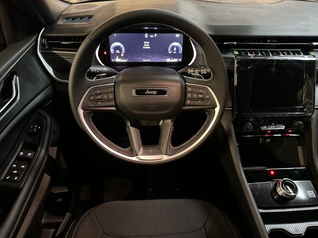 new 2026 Jeep Grand Cherokee car, priced at $36,730