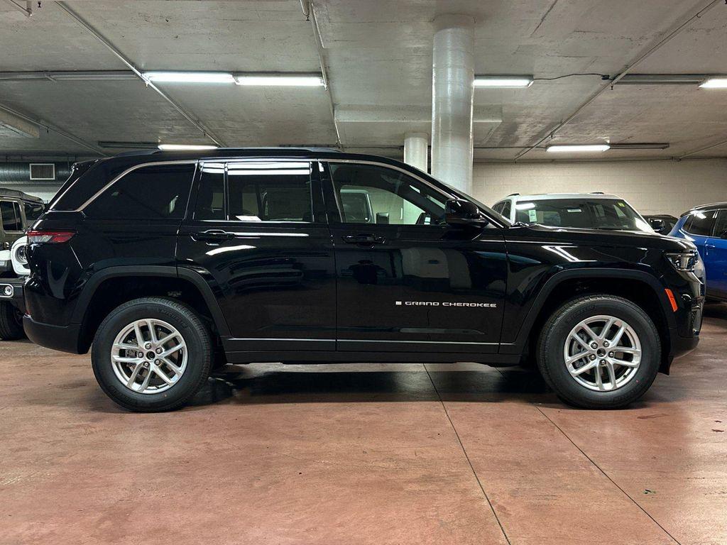new 2026 Jeep Grand Cherokee car, priced at $36,730