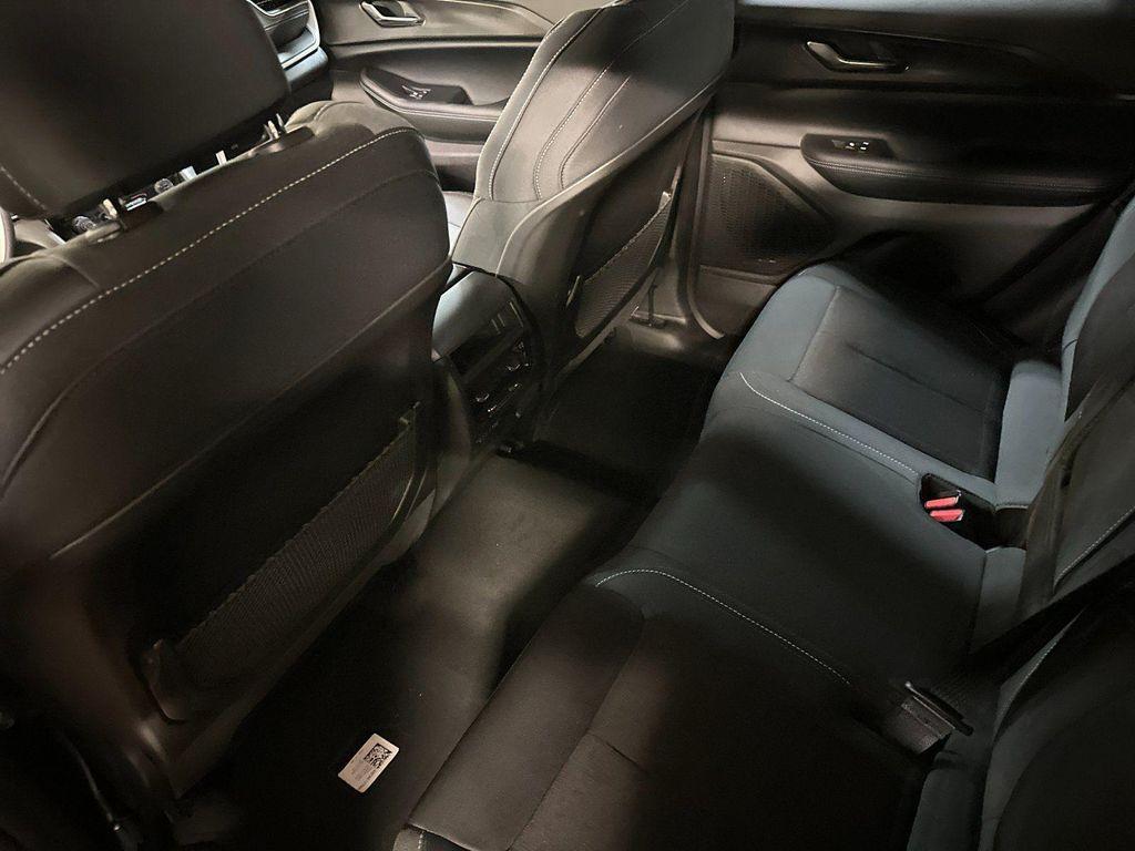 new 2026 Jeep Grand Cherokee car, priced at $36,730