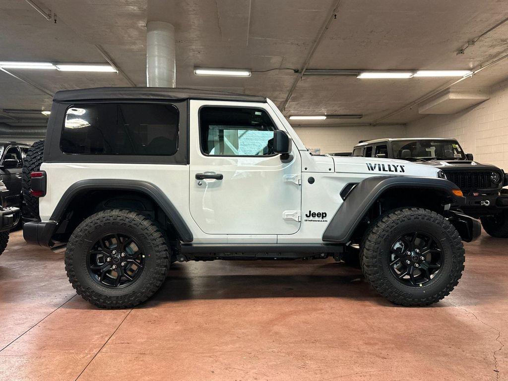 new 2025 Jeep Wrangler car, priced at $47,175