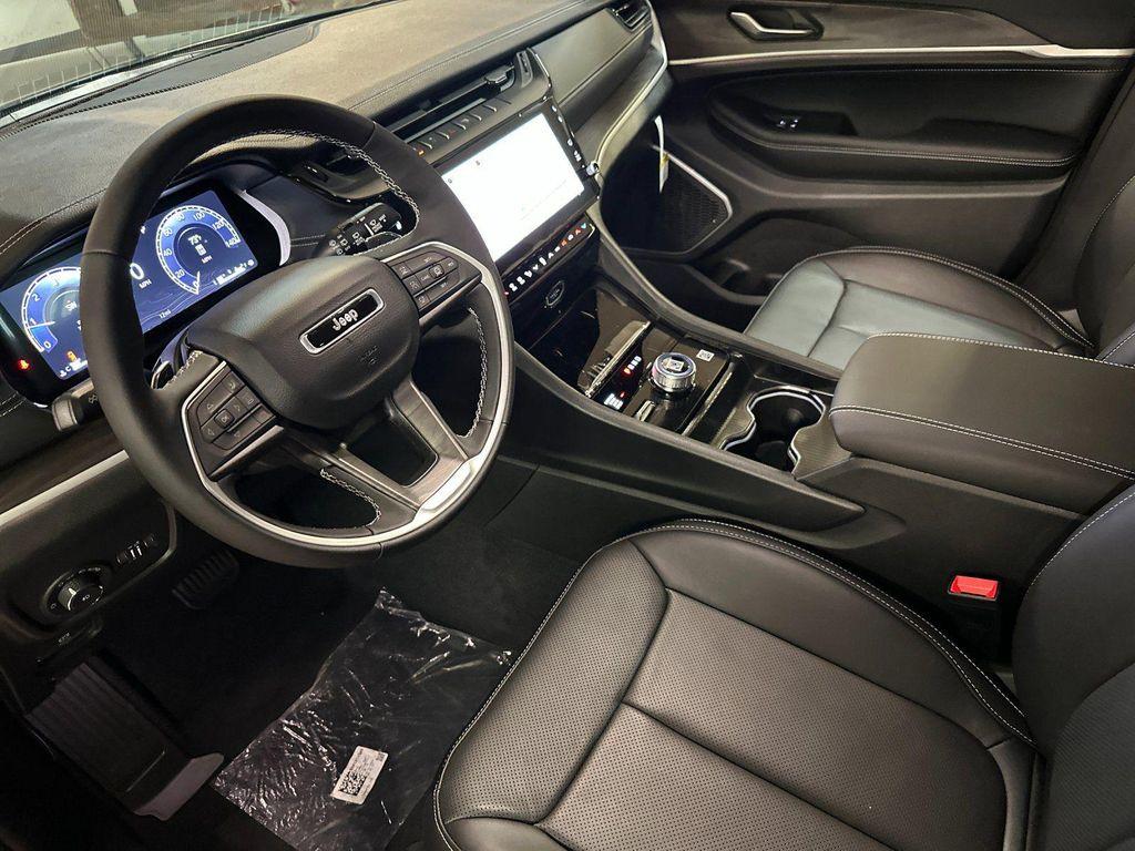 new 2026 Jeep Grand Cherokee car, priced at $51,155