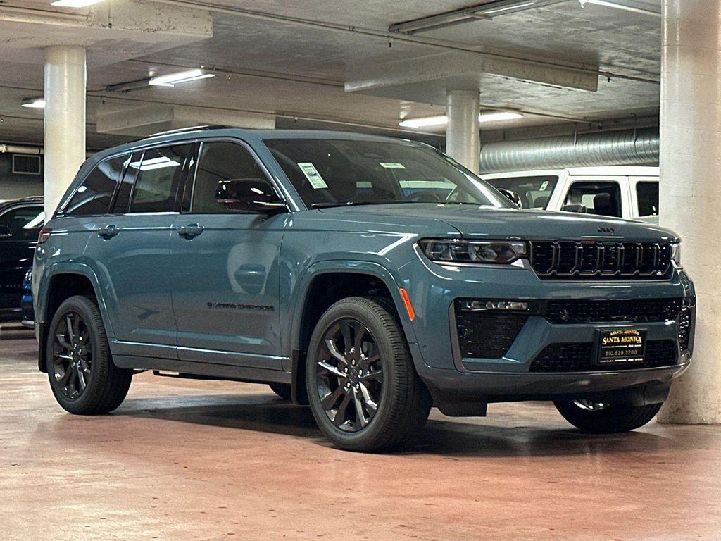 new 2026 Jeep Grand Cherokee car, priced at $51,155