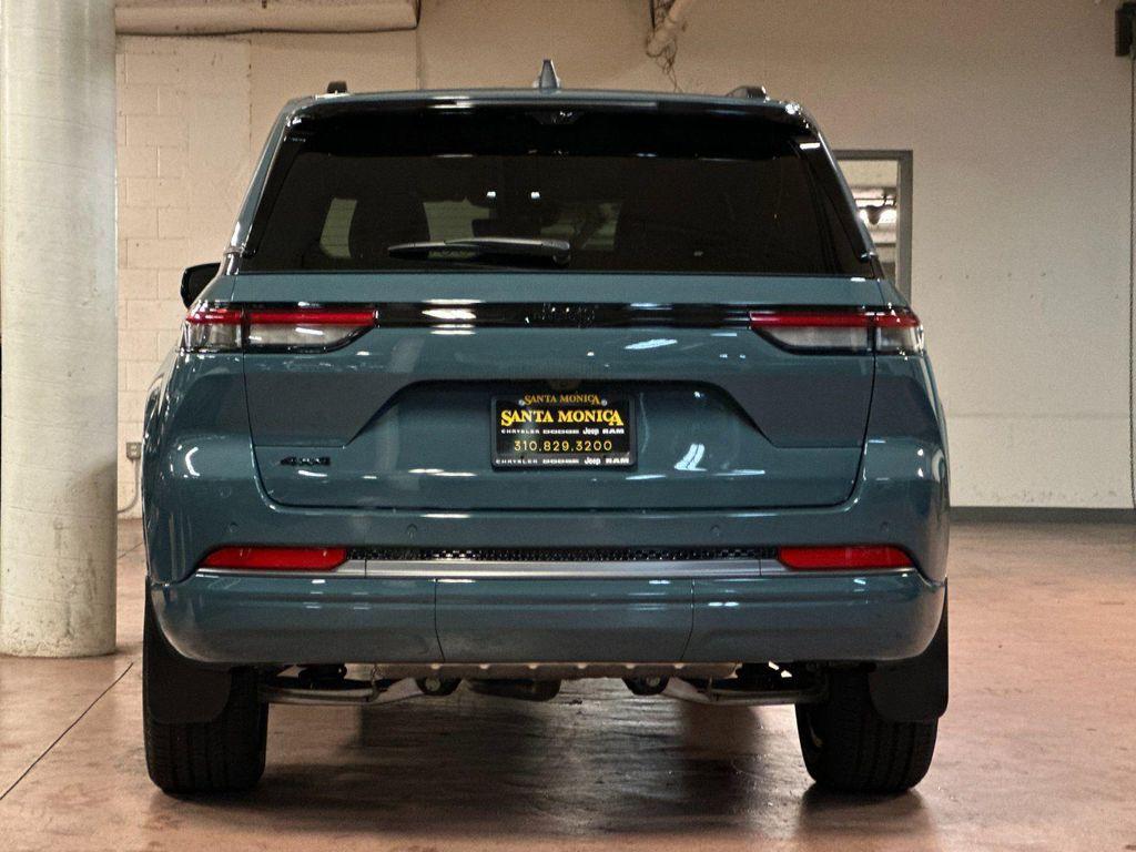 new 2026 Jeep Grand Cherokee car, priced at $51,155