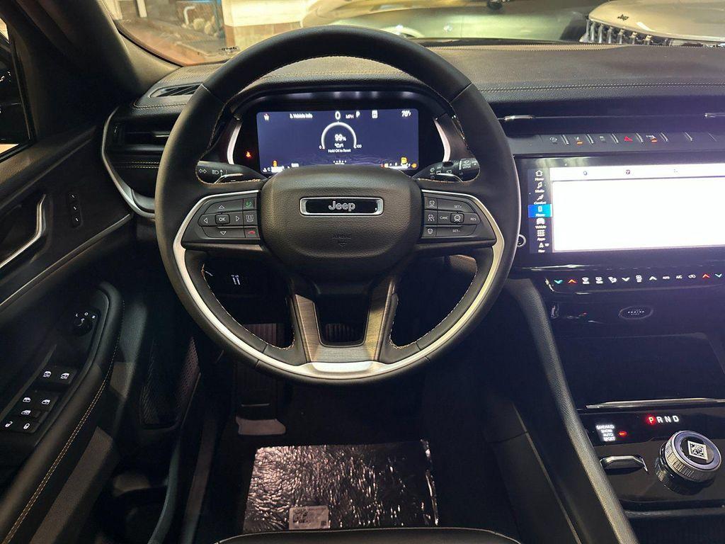 new 2026 Jeep Grand Cherokee car, priced at $48,730