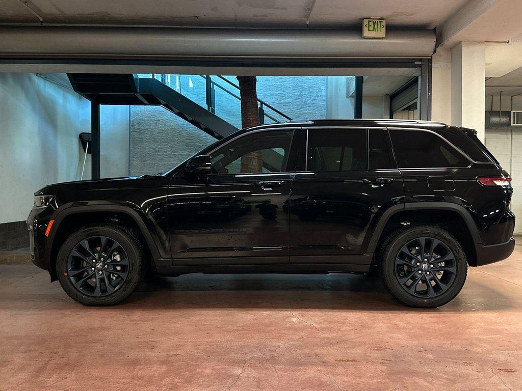 new 2026 Jeep Grand Cherokee car, priced at $48,730