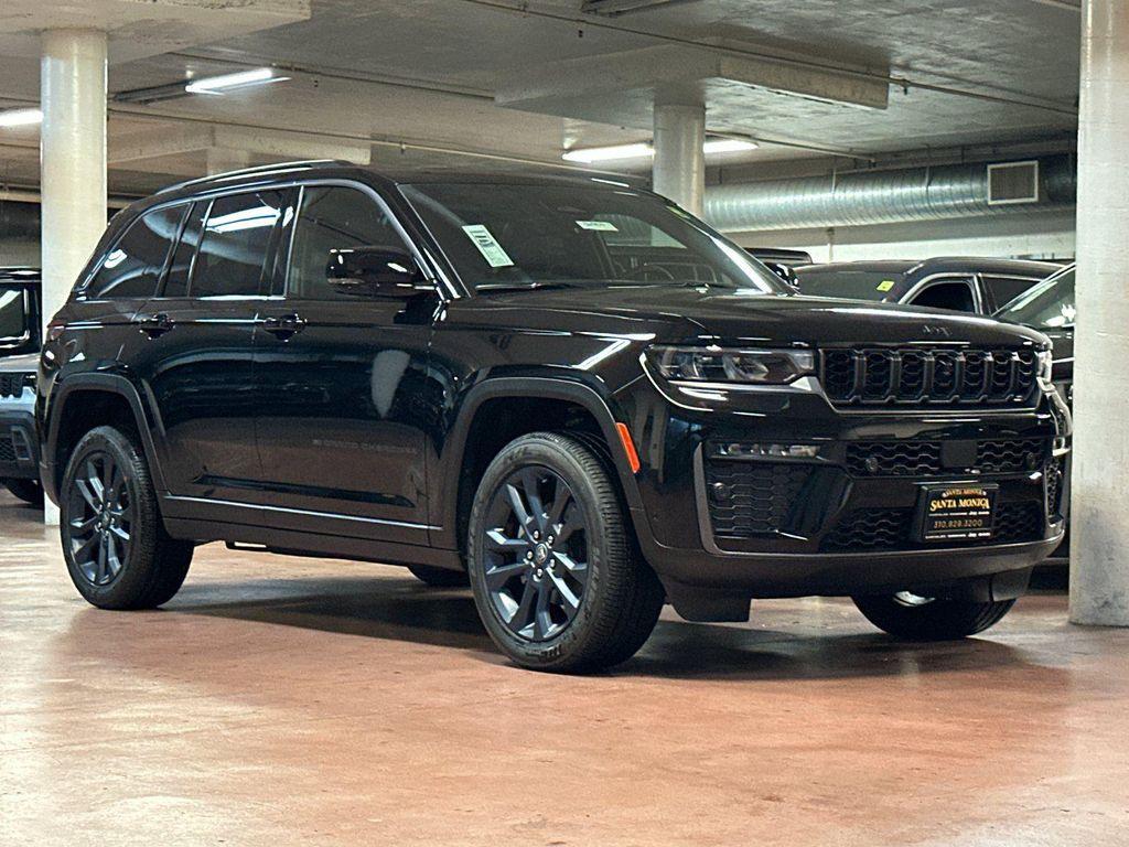 new 2026 Jeep Grand Cherokee car, priced at $48,730