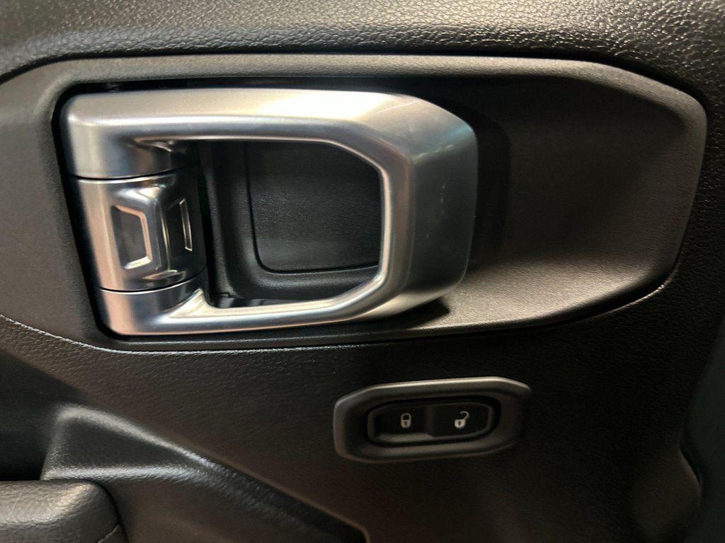 new 2026 Jeep Wrangler car, priced at $43,121
