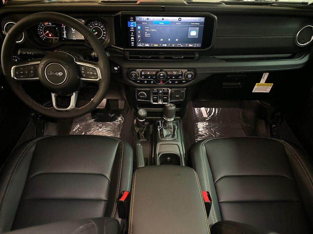 new 2025 Jeep Wrangler car, priced at $53,110