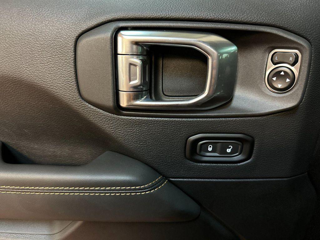 new 2025 Jeep Wrangler car, priced at $53,110