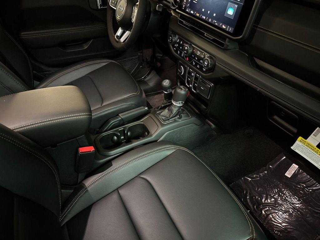 new 2025 Jeep Wrangler car, priced at $53,110