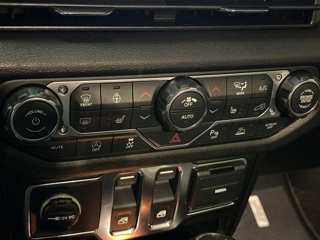 new 2026 Jeep Wrangler car, priced at $45,842