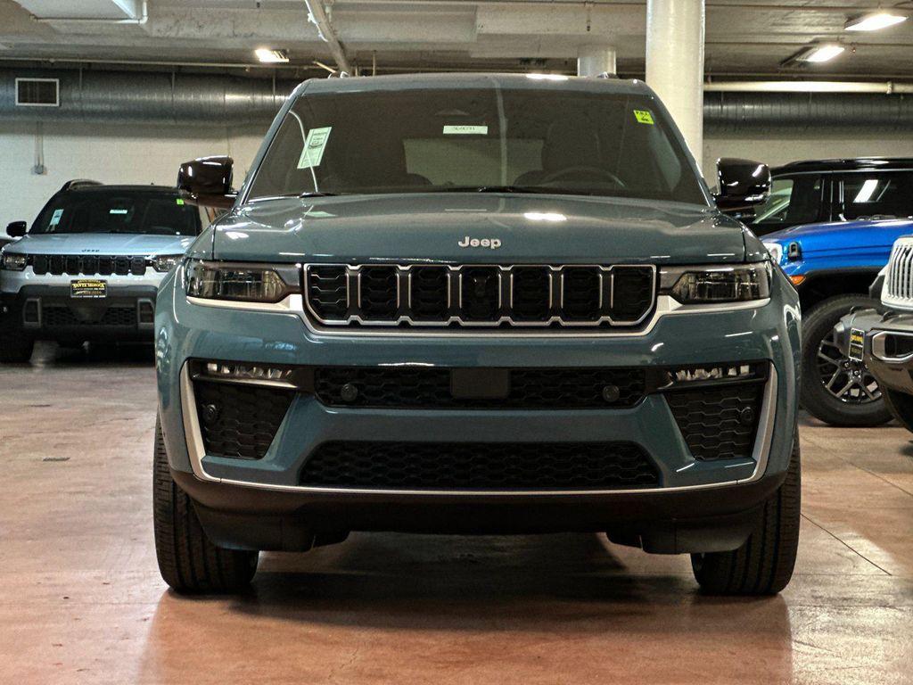 new 2026 Jeep Grand Cherokee car, priced at $44,560