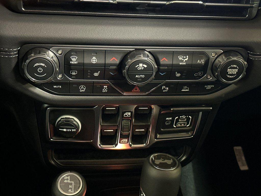 new 2026 Jeep Wrangler car, priced at $54,454