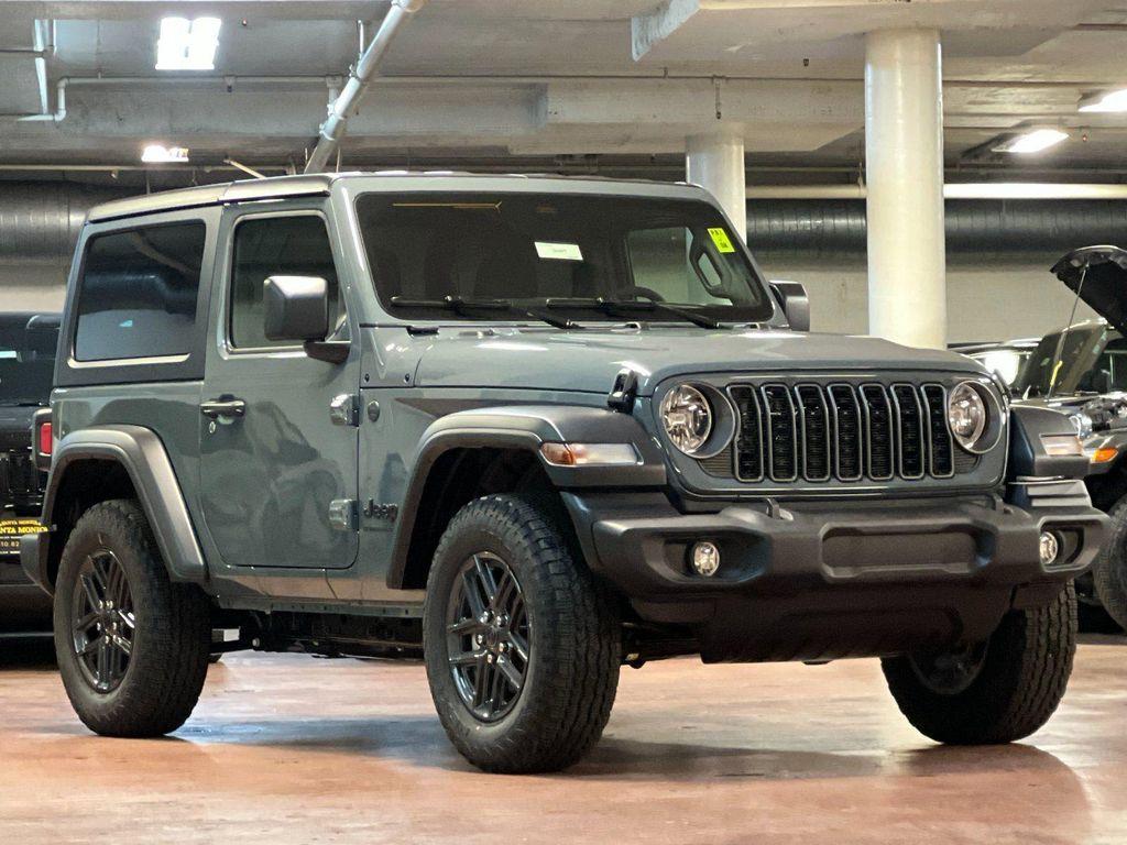 new 2026 Jeep Wrangler car, priced at $43,671