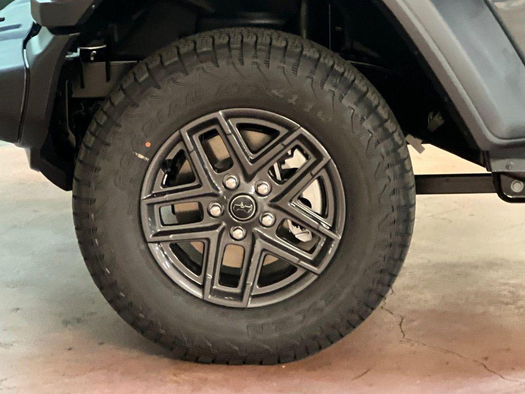 new 2026 Jeep Wrangler car, priced at $43,671