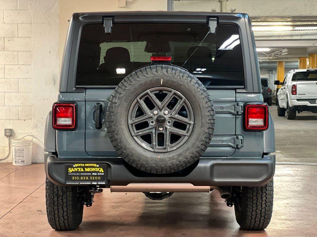 new 2026 Jeep Wrangler car, priced at $43,671