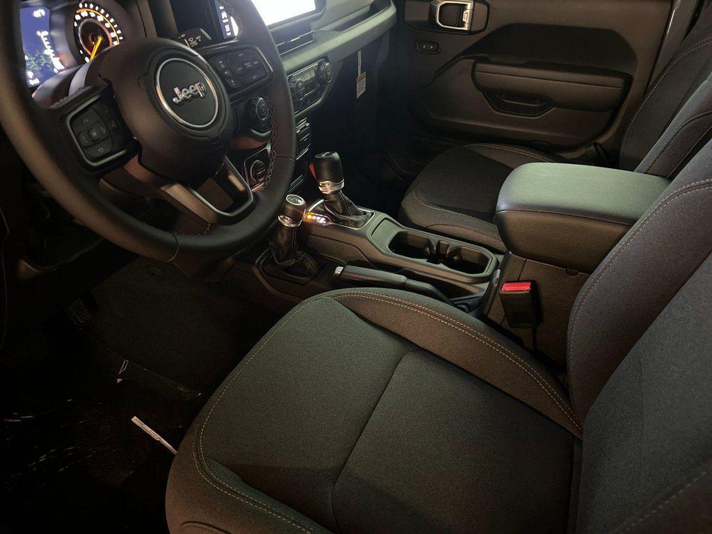new 2026 Jeep Wrangler car, priced at $43,671