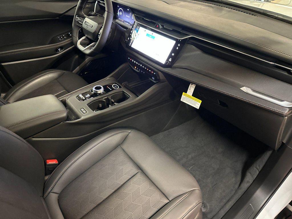 new 2026 Jeep Cherokee car, priced at $43,715