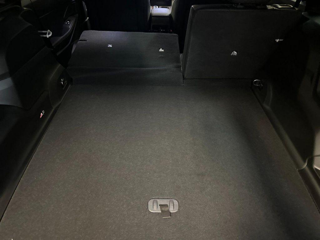 new 2026 Jeep Cherokee car, priced at $43,715