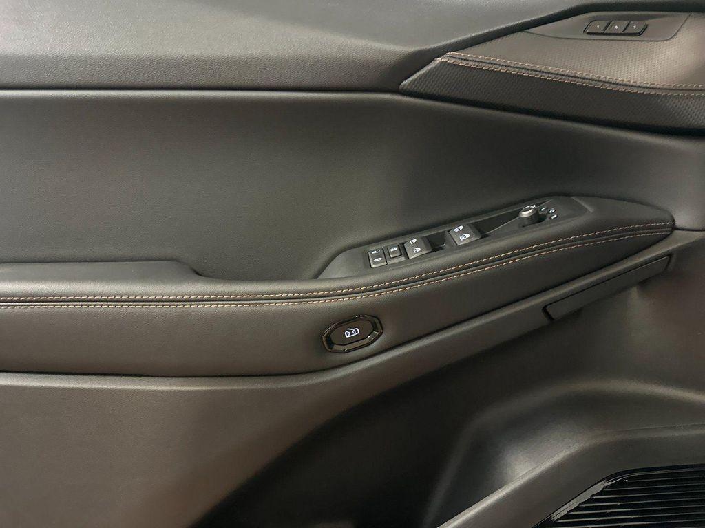 new 2026 Jeep Cherokee car, priced at $43,715