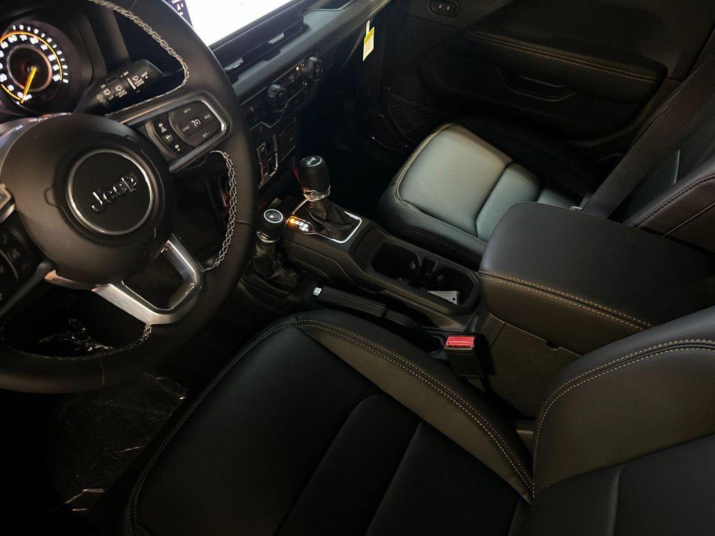 new 2025 Jeep Wrangler car, priced at $58,330