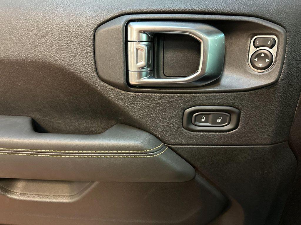 new 2025 Jeep Wrangler car, priced at $59,330