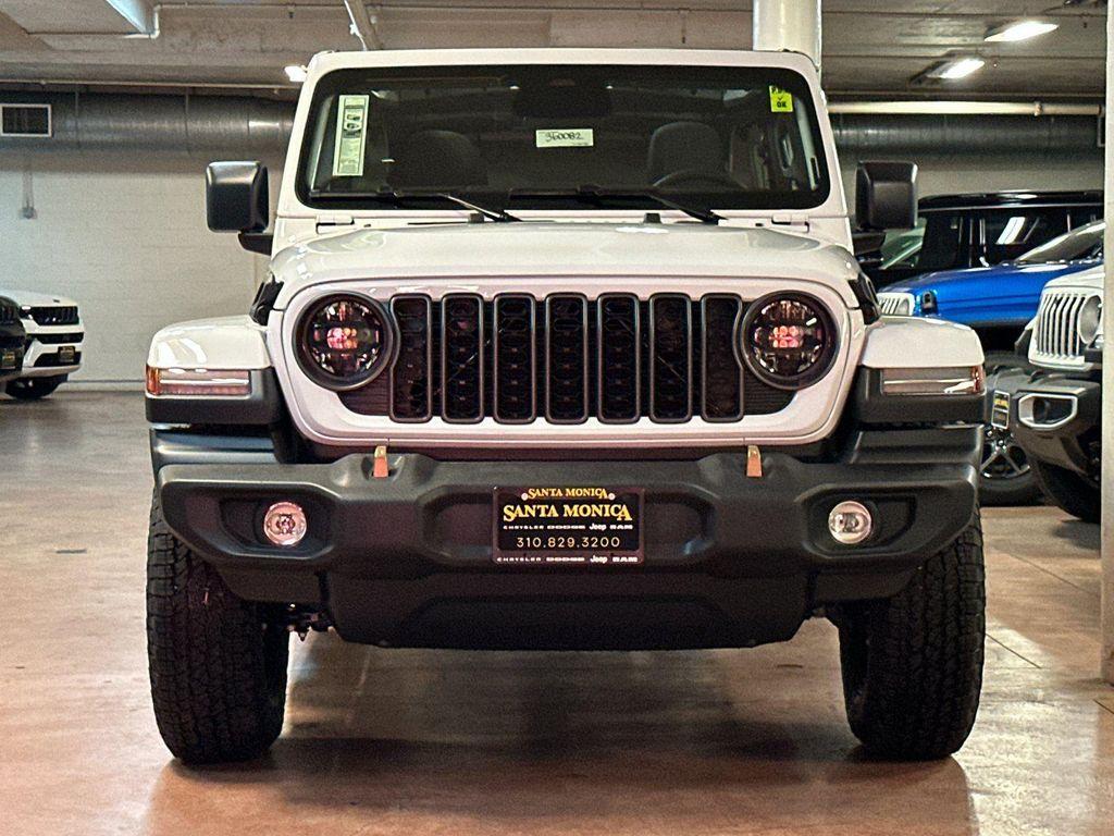 new 2026 Jeep Wrangler car, priced at $51,923