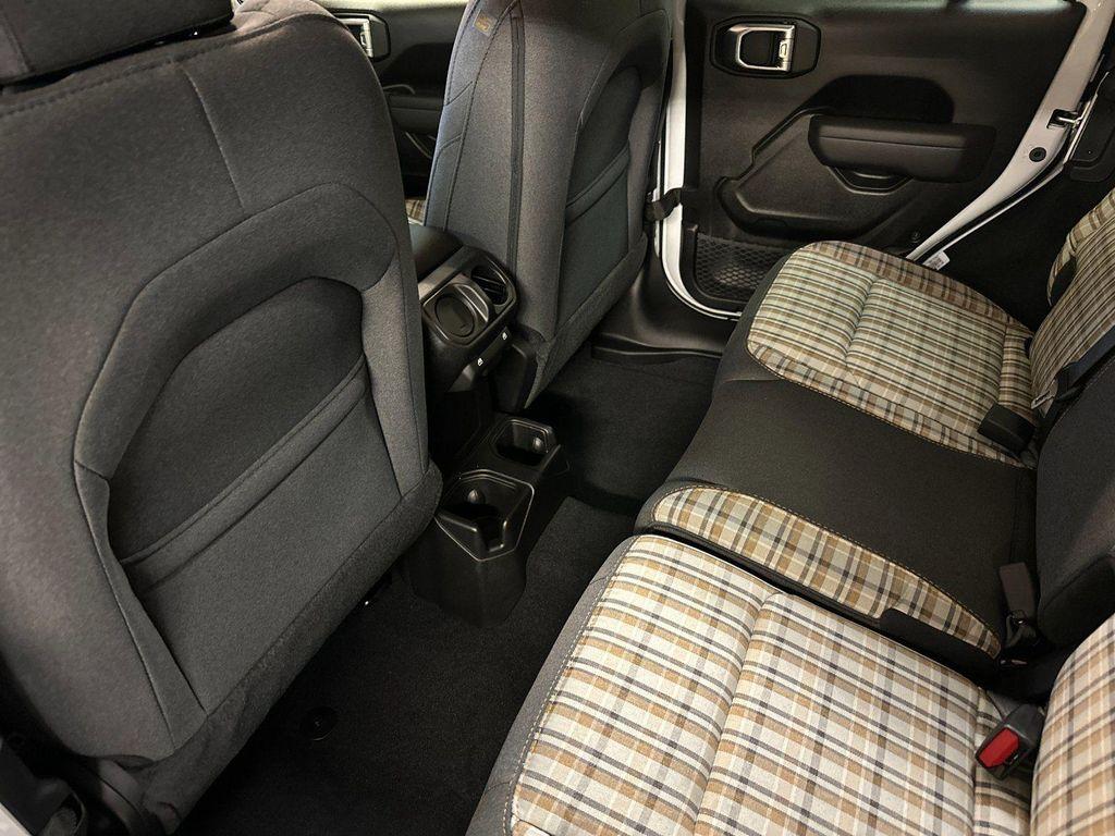 new 2026 Jeep Wrangler car, priced at $51,923
