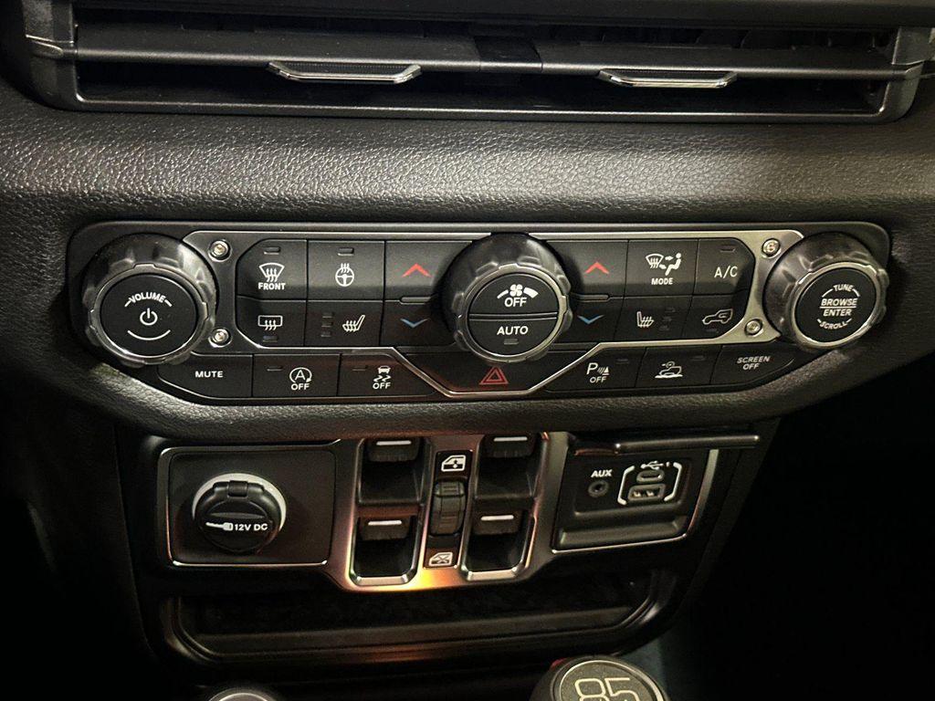new 2026 Jeep Wrangler car, priced at $51,923