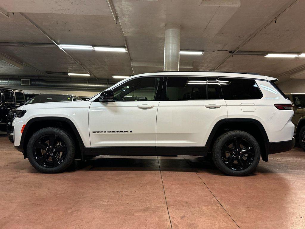 new 2026 Jeep Grand Cherokee L car, priced at $49,160