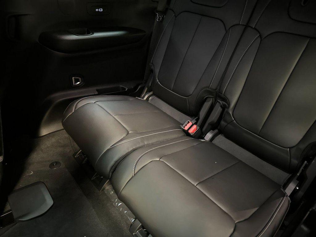 new 2026 Jeep Grand Cherokee L car, priced at $49,160