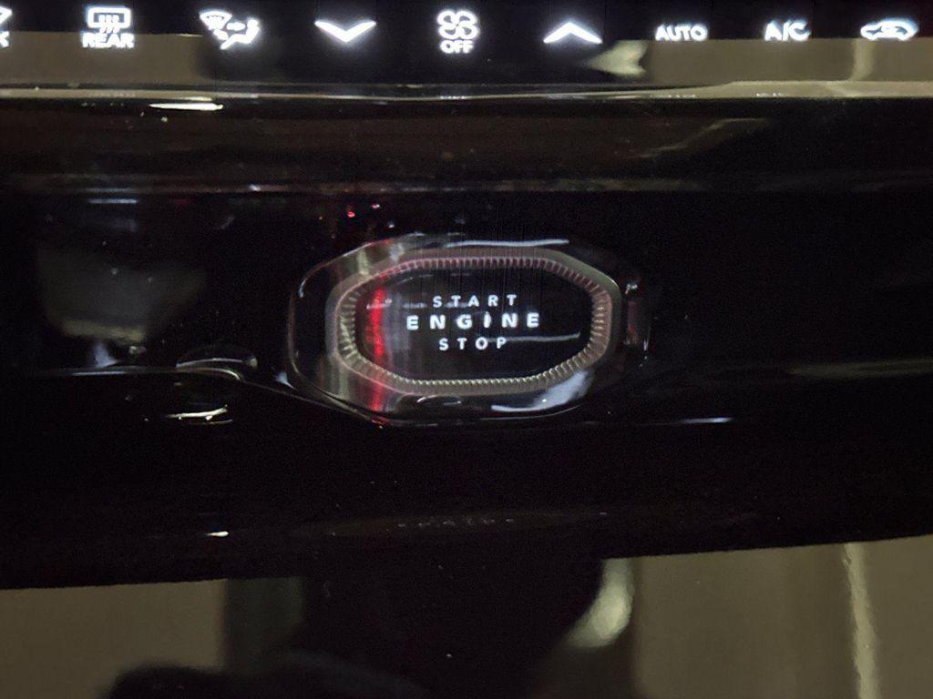 new 2026 Jeep Grand Cherokee car, priced at $48,245