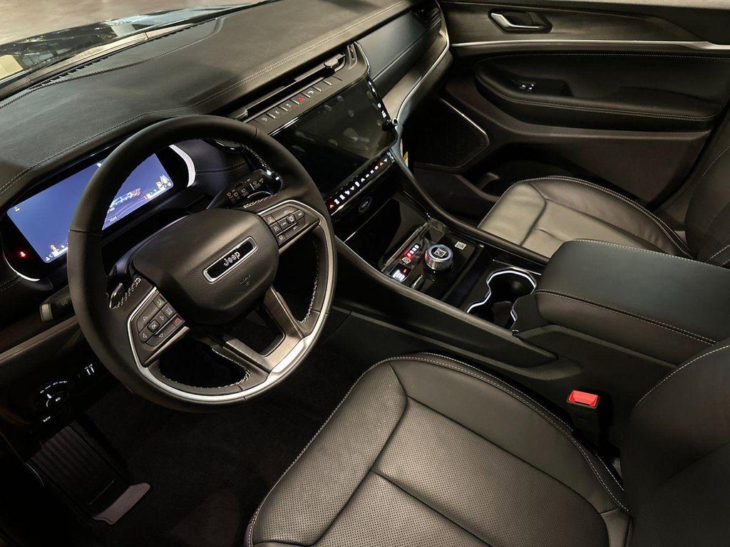 new 2026 Jeep Grand Cherokee car, priced at $48,245