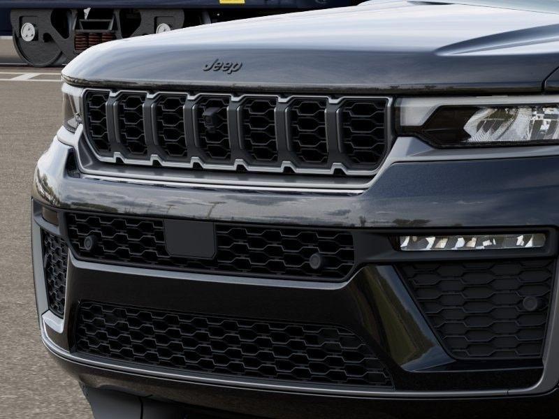 new 2026 Jeep Grand Cherokee car, priced at $52,625